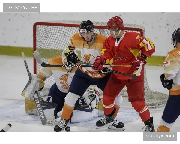 三笘薰展现突破王本色，助力日本国家队剑指国际赛场精彩表现