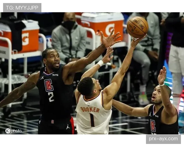 特温特战术革新与攻防平衡策略彰显球队竞争力持续提升