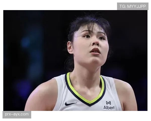 李月汝在WNBA省吃俭用，回国一顿火锅吃掉半个月工资